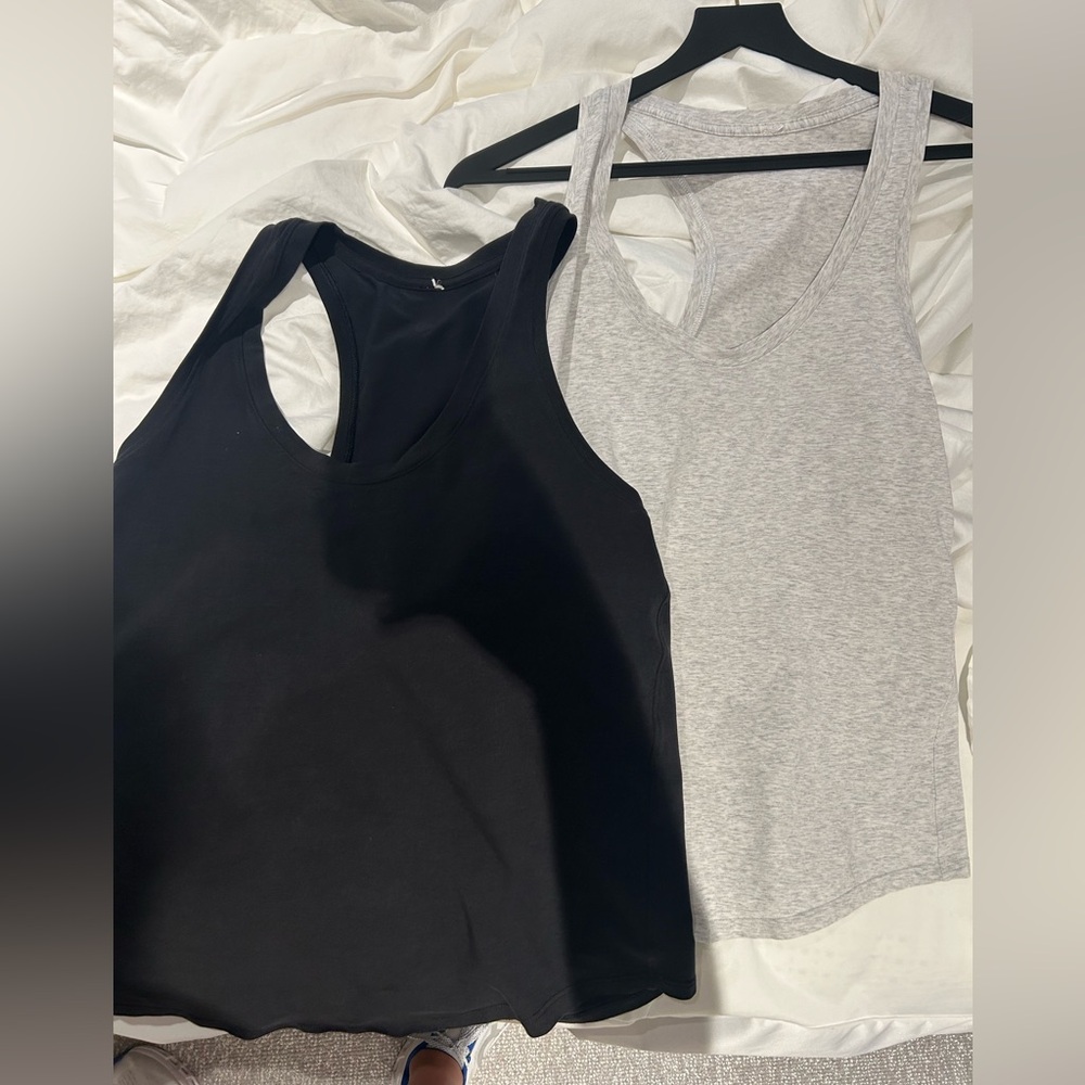 Set of 2 lululemon tank